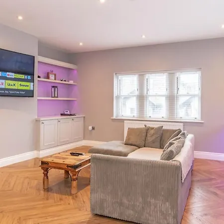 - Devonshire Court *