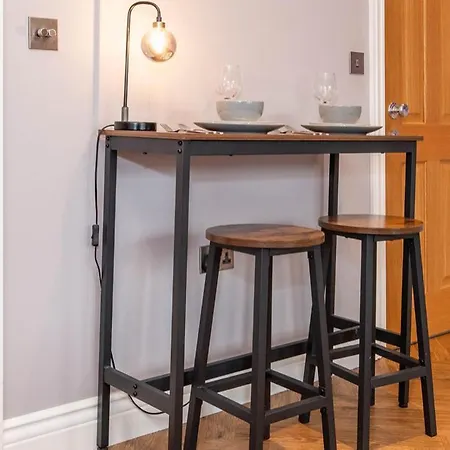 - Devonshire Court * Skipton