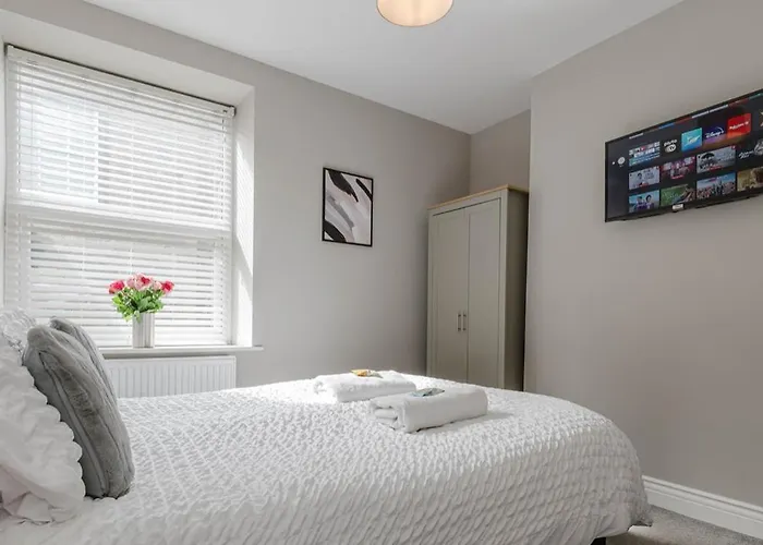 - Devonshire Court * Skipton