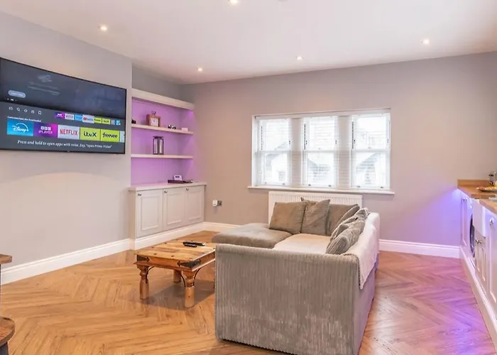 - Devonshire Court *