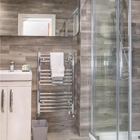 아파트 - Devonshire Court